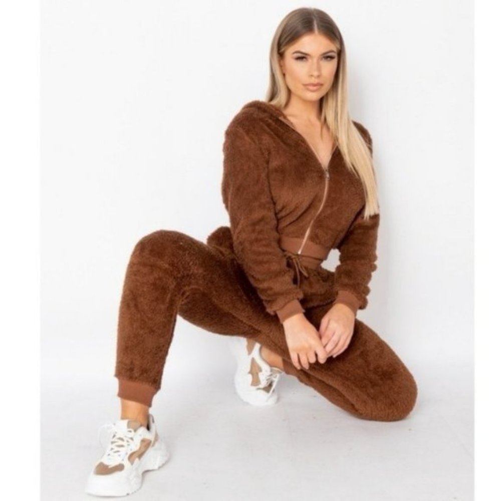 Brown Teddy Bear Fur Long Sleeve Hooded Crop Top and Jogger Pants Two Piece Set - Picture 10 of 15